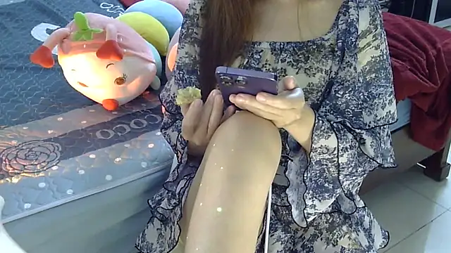 Snapshot of PinkCoi888 chatting on 09/19/25, 12:12 PinkCoi888 online show from 09/19/25, 12:12