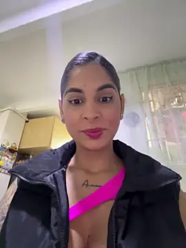 charlotte stevenss  online show from 01/24/25, 02:30