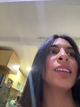 charlotte stevenss  online show from 02/06/25, 06:02