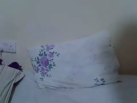 Snapshot of Twerl chatting on 05/23/26, 06:23 Twerl online show from 05/23/26, 06:23