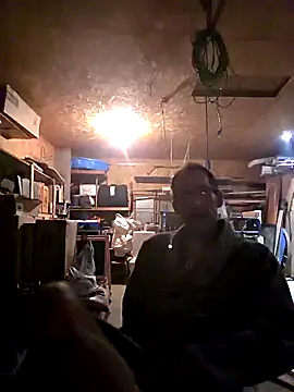 Snapshot of Laying_Sooner chatting on 11/08/25, 07:08 Laying Sooner online show from 11/08/25, 07:08