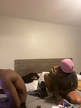 Snapshot of mayywetter chatting on 02/15/26, 04:31 mayywetter online show from 02/15/26, 04:31