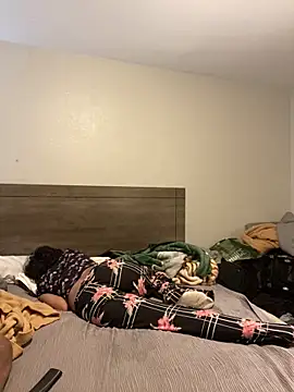 Snapshot of mayywetter chatting on 02/21/26, 01:23 mayywetter online show from 02/21/26, 01:23