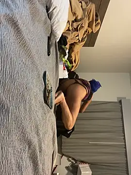 Snapshot of mayywetter chatting on 03/13/26, 06:31 mayywetter online show from 03/13/26, 06:31