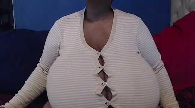 CUTEFIRMMELONSS online show from 03/07/25, 08:23