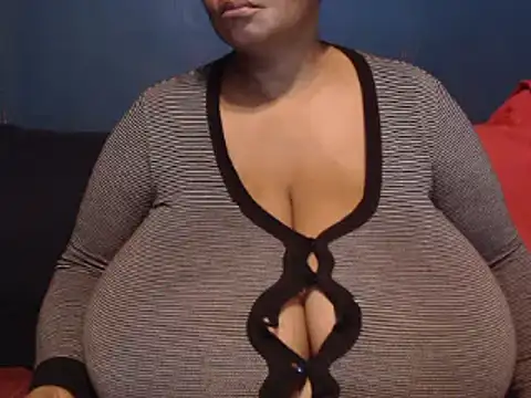 CUTEFIRMMELONSS online show from 03/13/25, 03:33