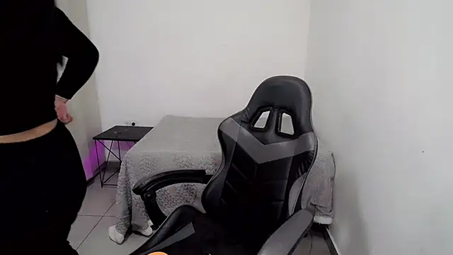 Youlittlepervertt  online show from 03/28/26, 06:40