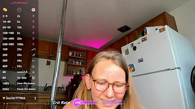 Snapshot of jasminedaze888 chatting on 06/19/26, 11:08 jasminedaze888 online show from 06/19/26, 11:08