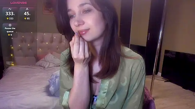 Carina E online show from 02/13/26, 11:28