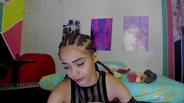 MarianaManzur online show from 02/09/25, 08:34