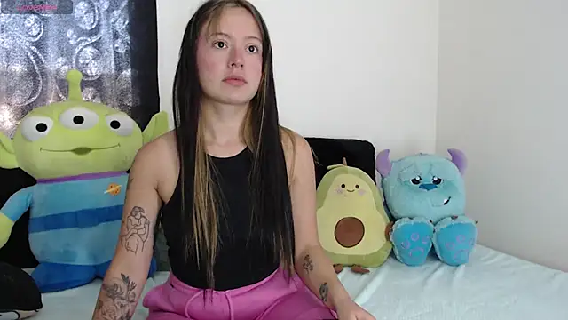 Snapshot of it_l chatting on 12/04/24, 01:20 it l online show from 12/04/24, 01:20