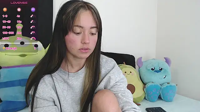 Snapshot of it_l chatting on 12/05/24, 10:12 it l online show from 12/05/24, 10:12