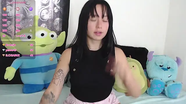 Snapshot of it_l chatting on 01/08/25, 02:25 it l online show from 01/08/25, 02:25