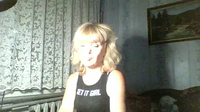 Annie Heart online show from 09/16/25, 07:26