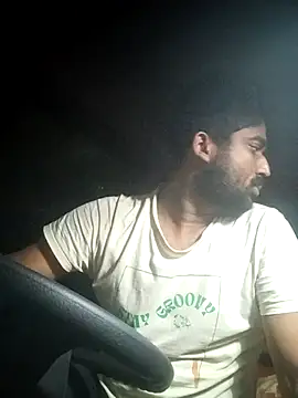 Snapshot of Driver-naru chatting on 04/10/26, 08:46 Driver-naru online show from 04/10/26, 08:46