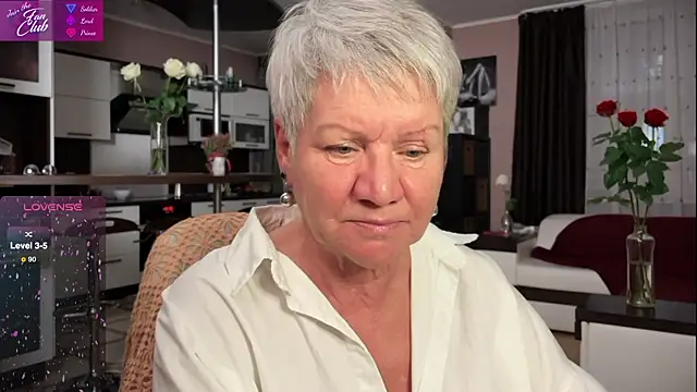 roxana brooks online show from 02/03/25, 03:06