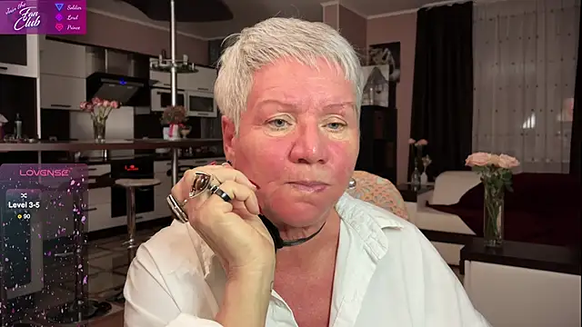 roxana brooks online show from 03/06/25, 04:38