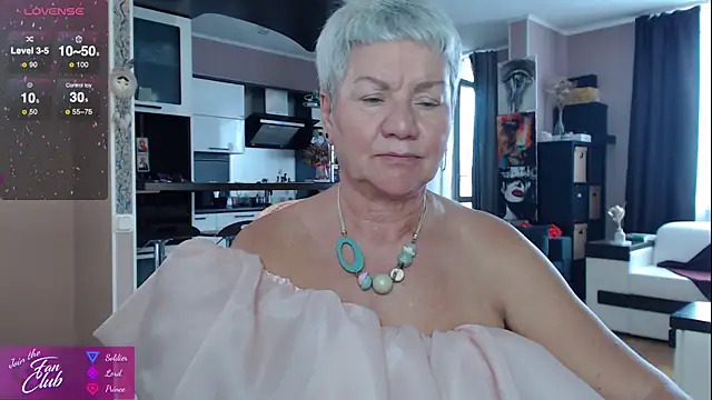 roxana brooks online show from 09/22/25, 01:24