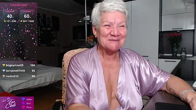 Snapshot of roxana_brooks chatting on 07/31/26, 08:08 roxana brooks online show from 07/31/26, 08:08