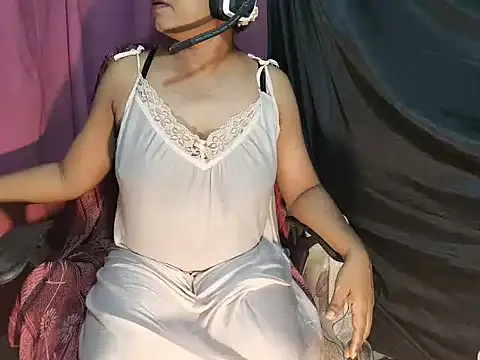 Snapshot of shani-akki chatting on 05/22/26, 05:18 shani-akki online show from 05/22/26, 05:18