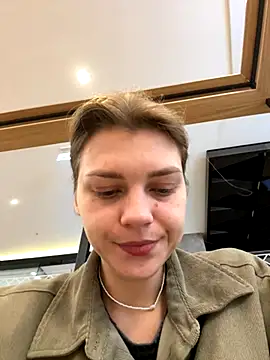 ValenciaShock online show from 10/17/25, 06:38