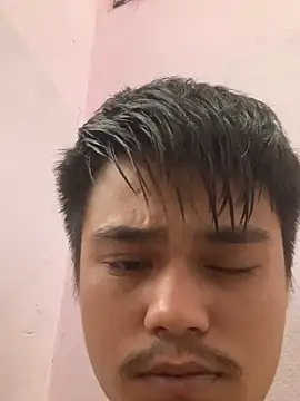 Hullax online show from 11/02/25, 02:03