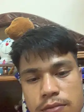 Hullax online show from 11/08/25, 04:51