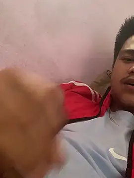 Hullax online show from 03/13/26, 03:02