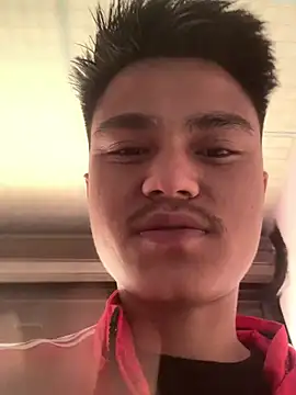 Hullax online show from 03/20/26, 01:32