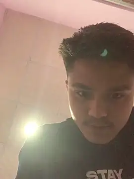 Hullax online show from 03/21/26, 03:00