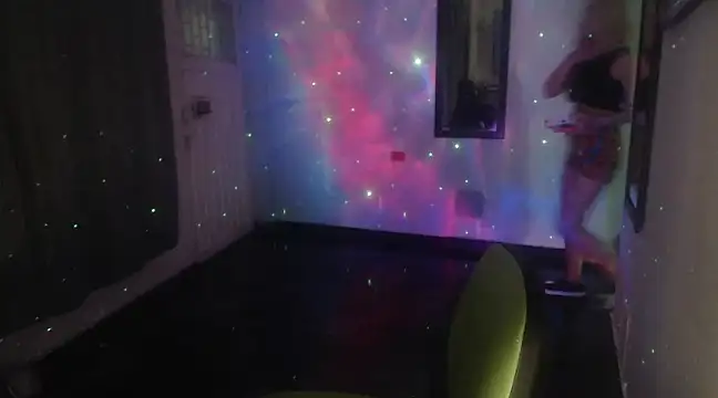 Sophi-tayson online show from 12/05/24, 02:20