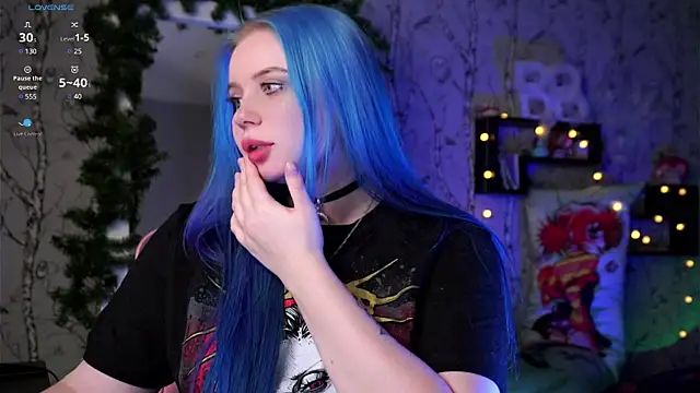 Moon Valkyrie online show from 12/25/24, 01:51