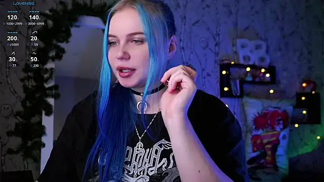 Moon Valkyrie online show from 01/20/25, 01:11