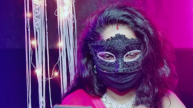 Exotic Goddess online show from 11/18/25, 04:50