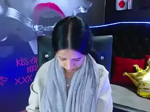 VALERY MEER online show from 12/09/24, 11:47