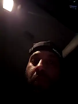 Sweetieboi04 online show from 04/25/26, 02:25