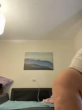 OdriOlsens online show from 11/18/25, 02:32