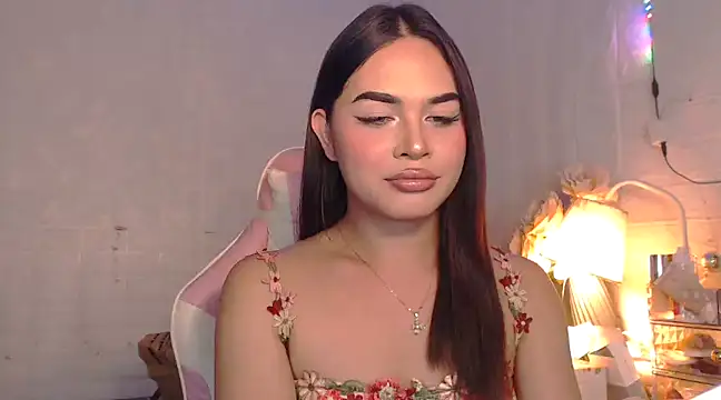 Ashely Lewis online show from 02/03/25, 02:55