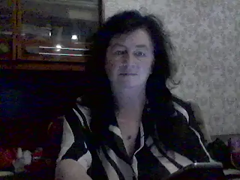 GypsiQueen2 online show from 03/10/25, 08:56