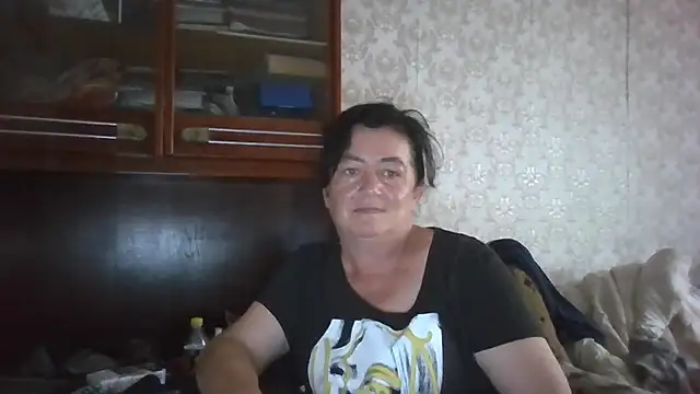 GypsiQueen2 online show from 09/10/25, 09:53