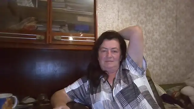 GypsiQueen2 online show from 09/12/25, 06:52