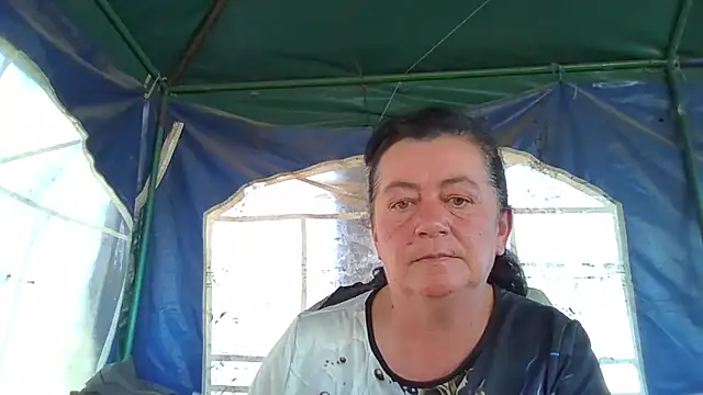 GypsiQueen2 online show from 09/21/25, 11:45