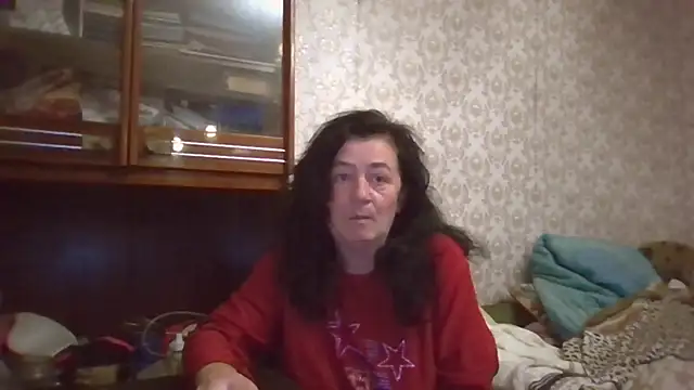 GypsiQueen2 online show from 10/17/25, 05:59