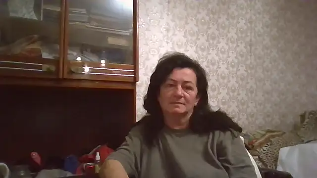 GypsiQueen2 online show from 11/04/25, 04:06