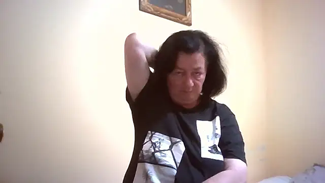 GypsiQueen2 online show from 05/25/26, 07:42