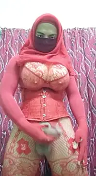ElisyaHijabDoll online show from 10/19/25, 05:46