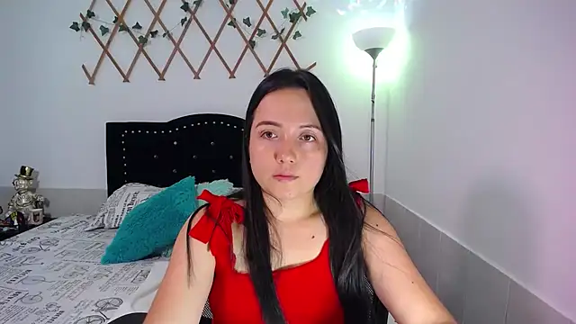 naughty girl 4u online show from 12/14/25, 04:23