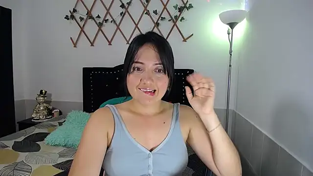 naughty girl 4u online show from 02/21/26, 09:27