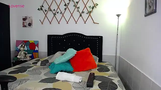 naughty girl 4u online show from 07/07/26, 08:35