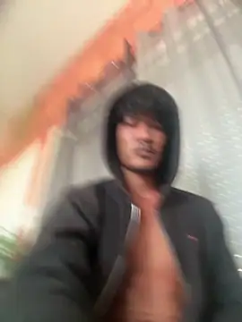 juniiorre online show from 10/13/25, 10:04